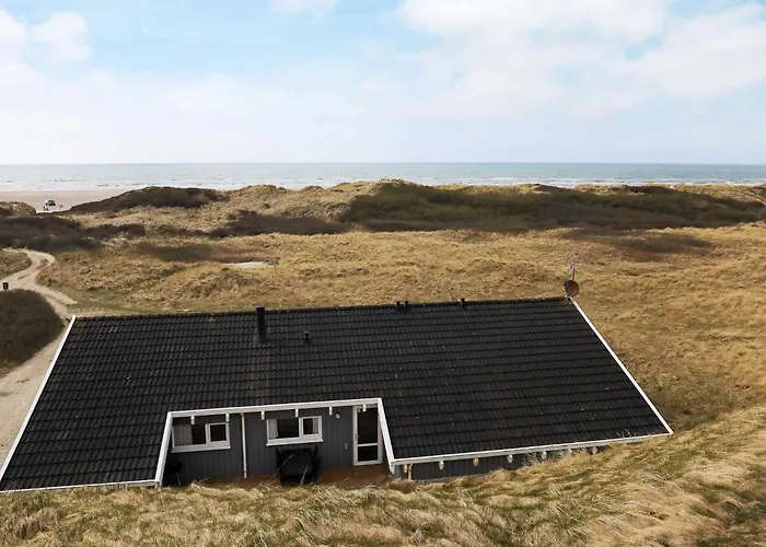 Feriehus Luxury House With Pool